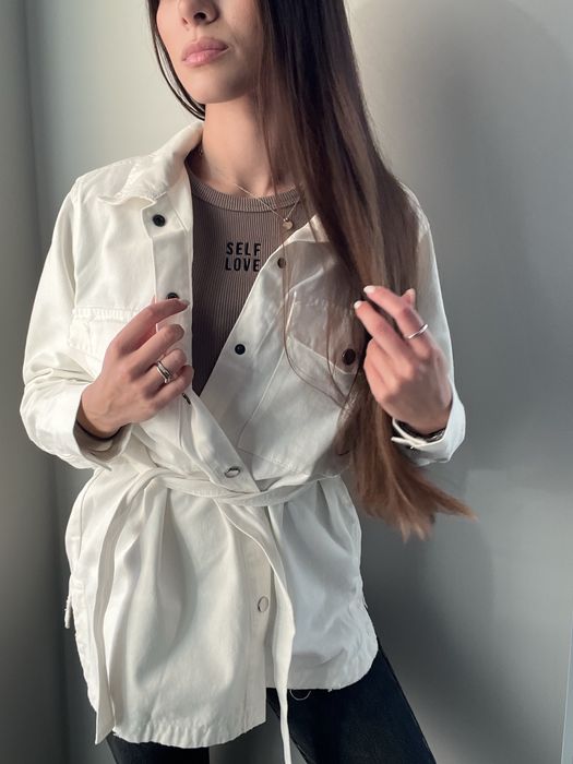 Biała kurtka koszulowa nowa one size