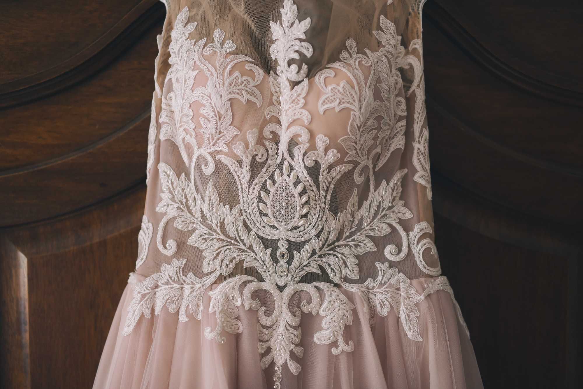 Piękna suknia ślubna tiul koronka xs brudny róż + długi welon gratis