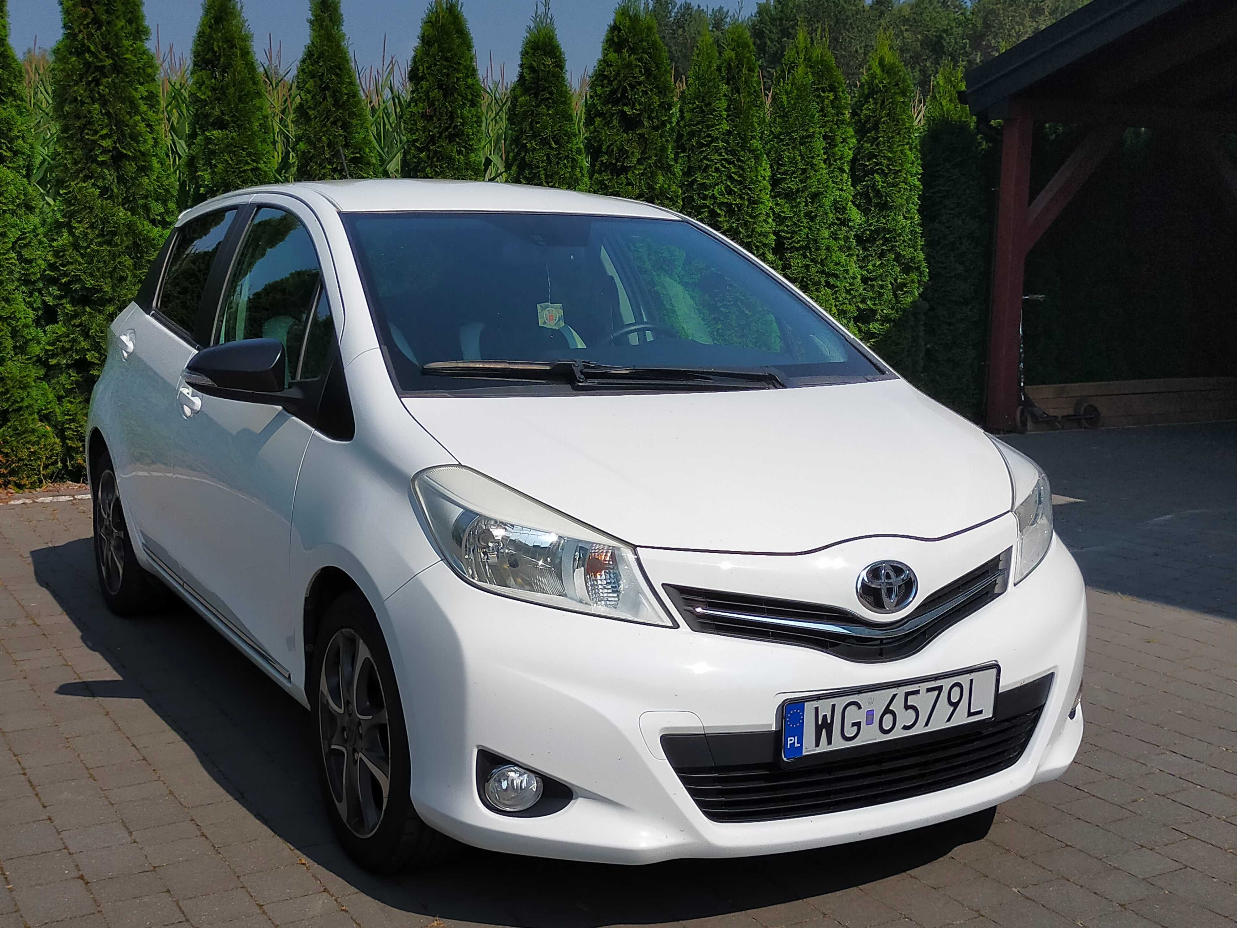 Toyota Yaris 1.33 Business Edition 2013r.