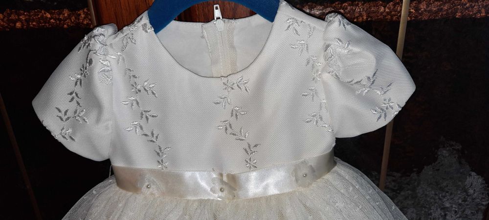 Cudowny komplet do chrztu dla małej księżniczki 0-6m rożek do chrztu