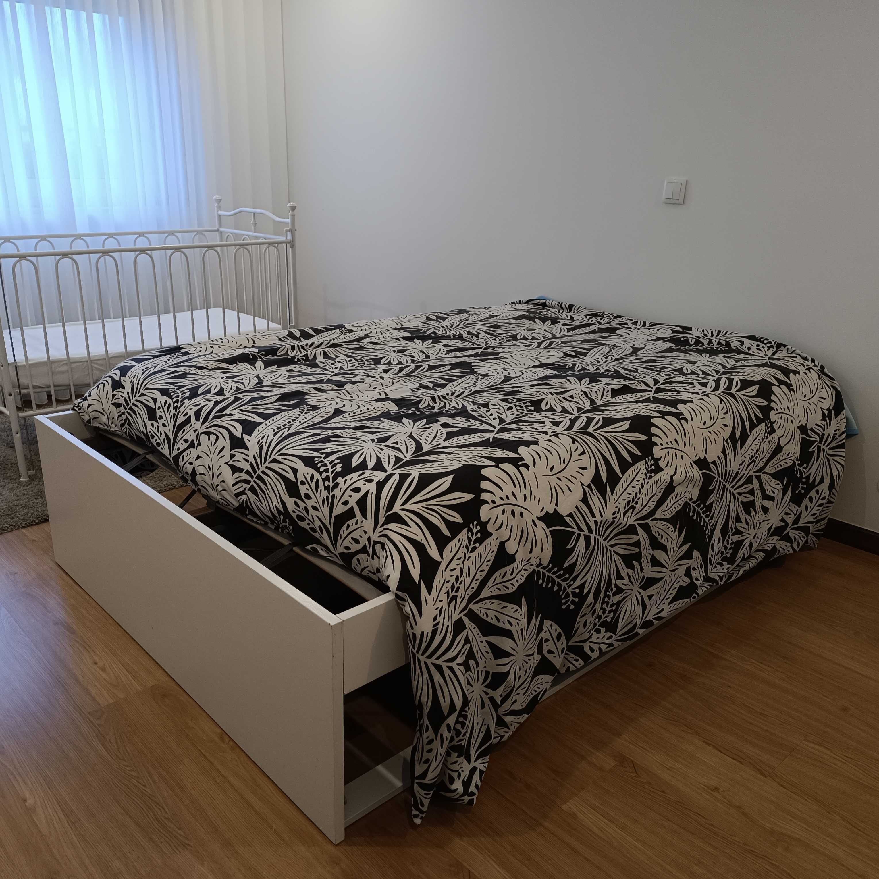 Cama Ikea Brimnes