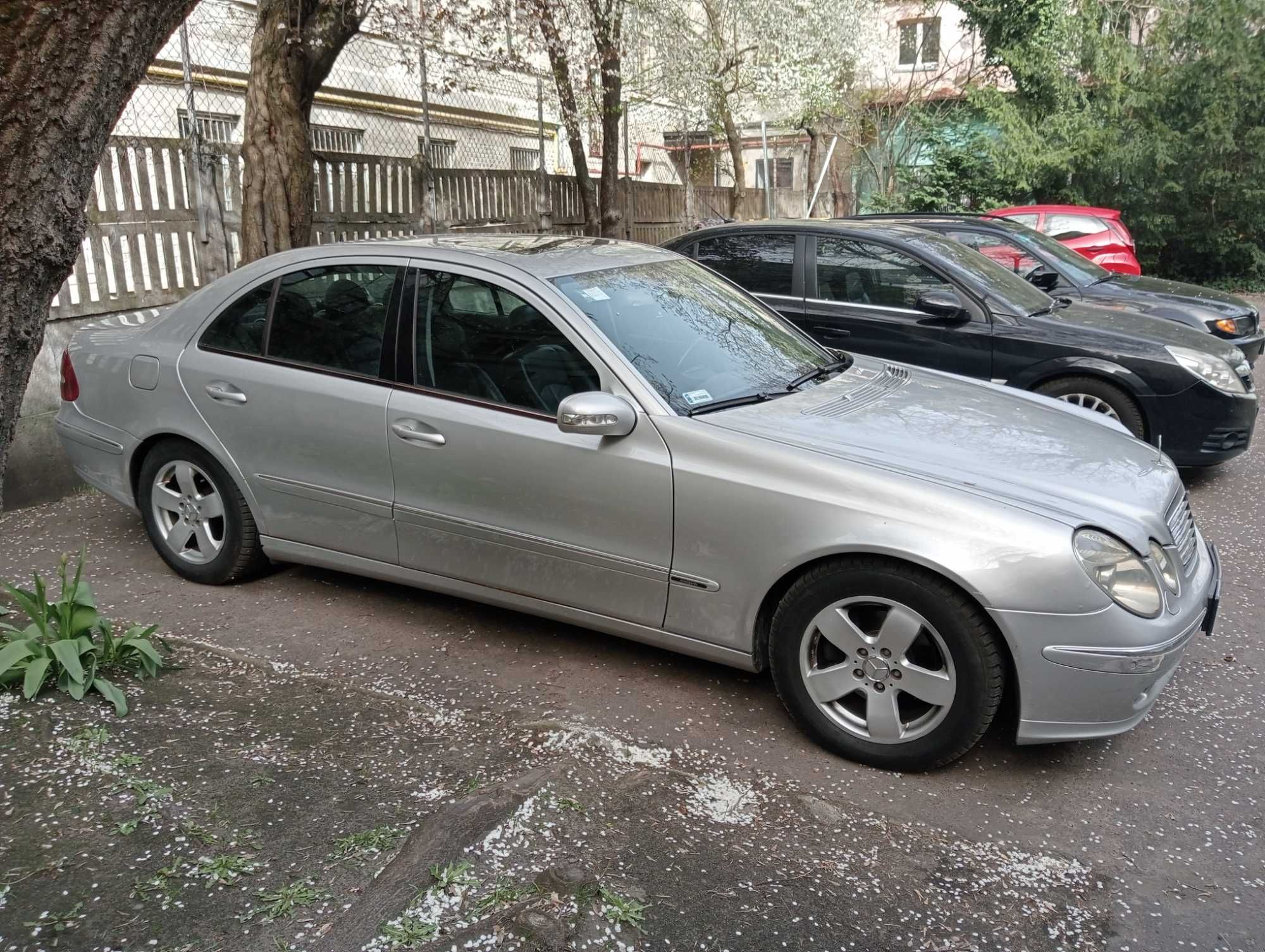 Mercedes E klasa W211