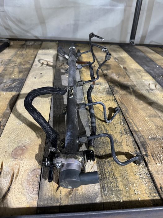 Паливна рейка a6120700095 mercedes ml w163 2.7, датчик 0 281 002 241