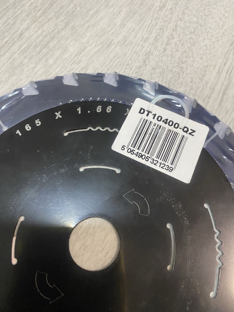 Пиляльний диск 165x20x0,99 Z24 DeWalt DT10400 девальт