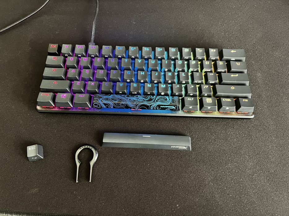 HyperX Alloy origins 60 US Red switches