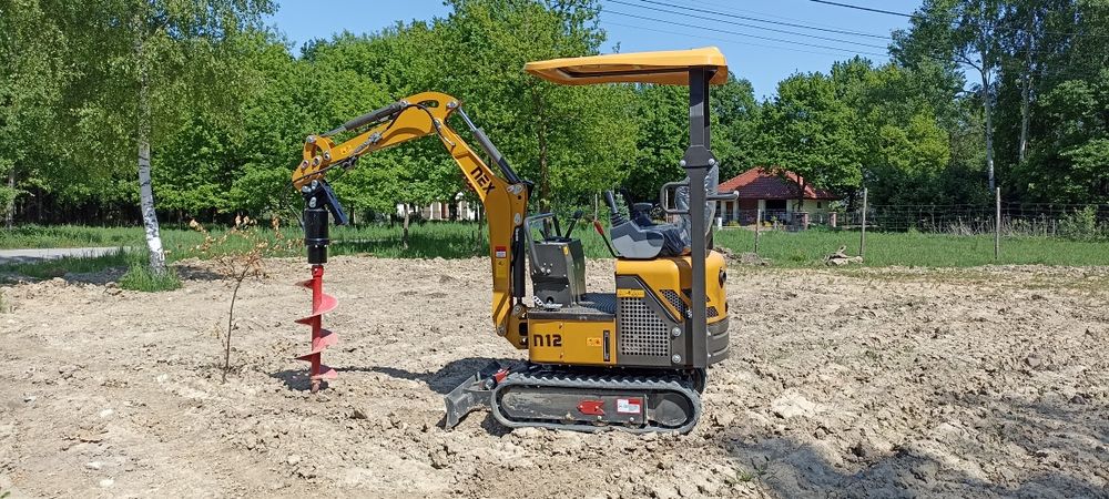 Wynajem minikoparki Rzezawa - wiertnica, łyżka 40 i 80 cm, chwytak