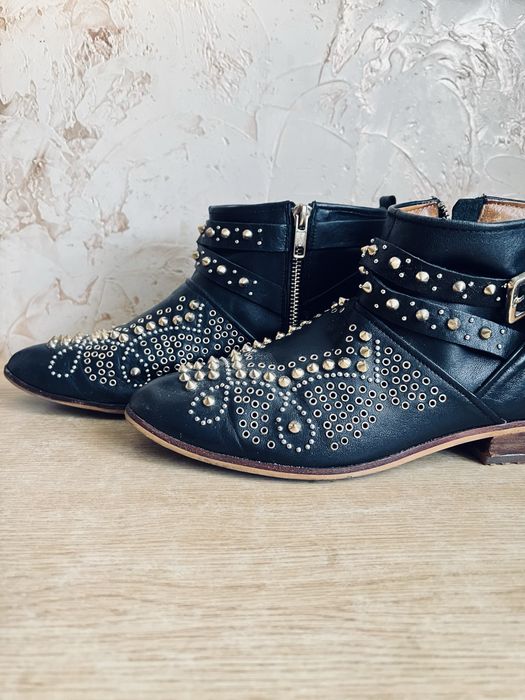 Казаки Zara в стиле гранж/рок