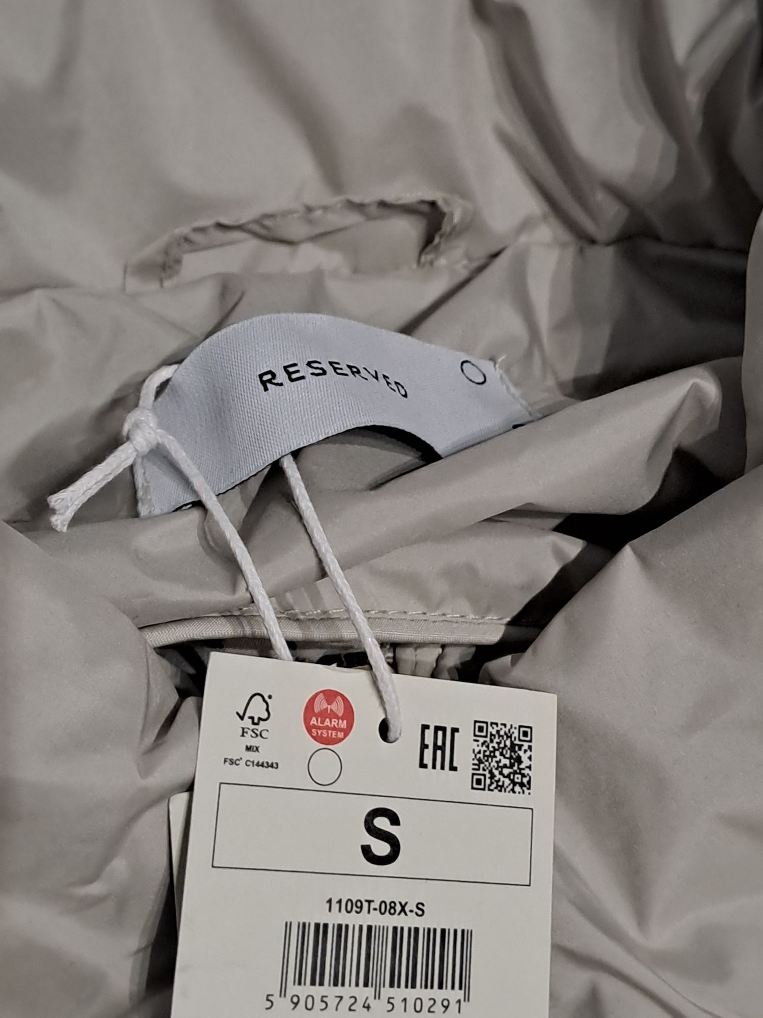 Pikowany płaszcz light padded