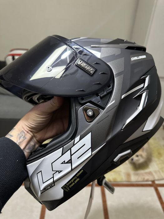 Capacete LS2 tam S quase novo.