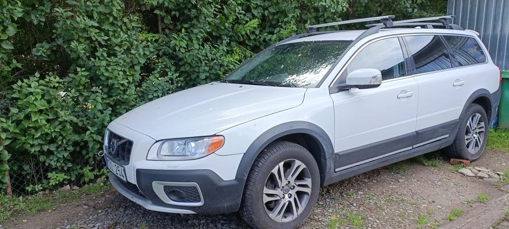 Volvo XC 70 Volvo Xc 70 2.0 D3 diesel uszkodzony silnik, zarejestrowany w Szwecji