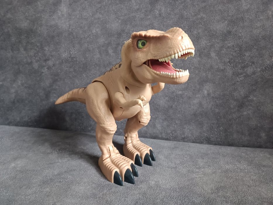 Фігурка динозавра Jurassic World. Інтерактивний тиранозавр