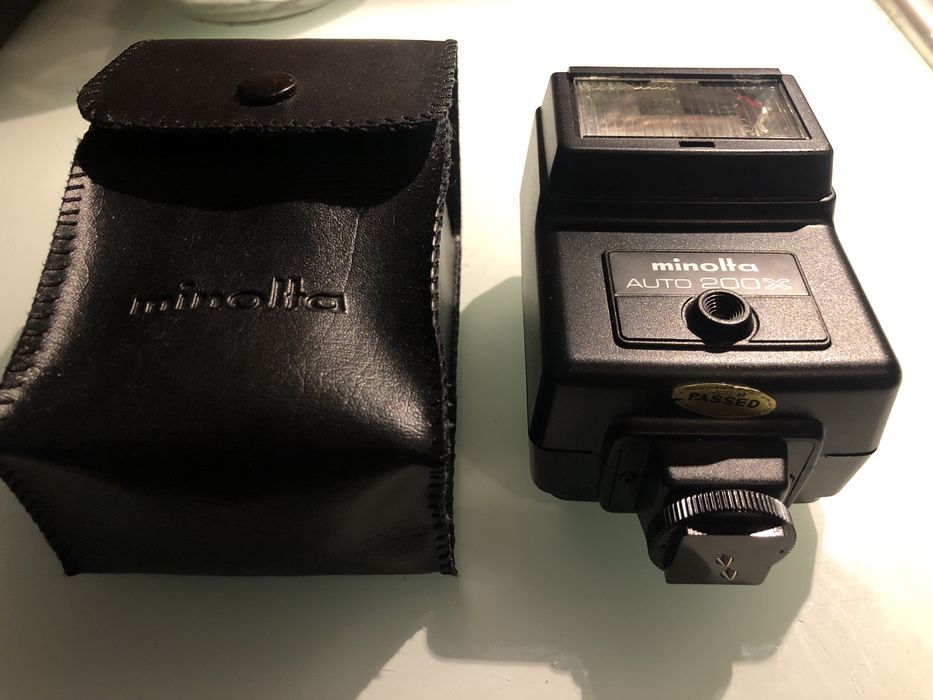 Спалах Minolta Auto 200X -у хорошому стані