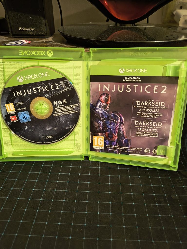 Gra na Xbox one - Injustice 2