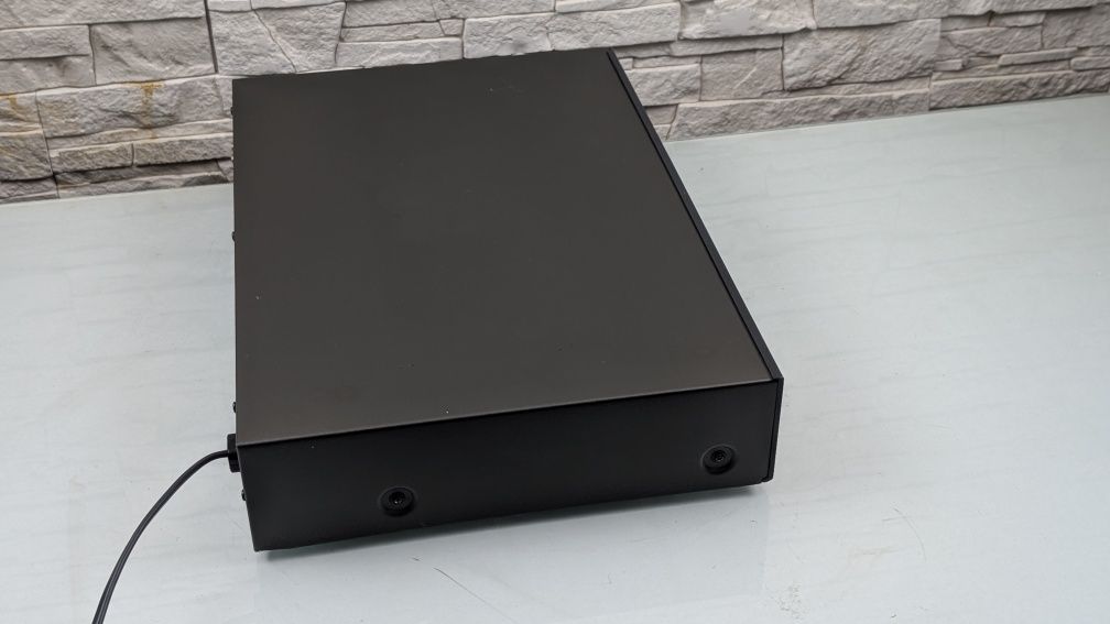 NAD 5440 Wysokiej klasy odtwarzacz płyt