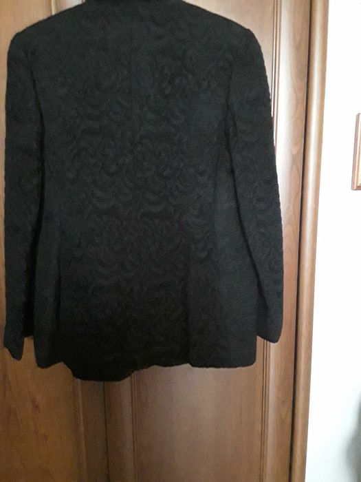 Damski zakiet w czarnym kolorze Nowy