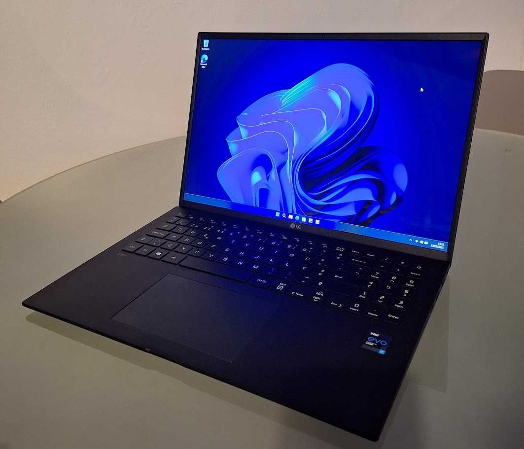 Portátil LG gram - Processador i7, 16 GB RAM, Nvme 512 GB