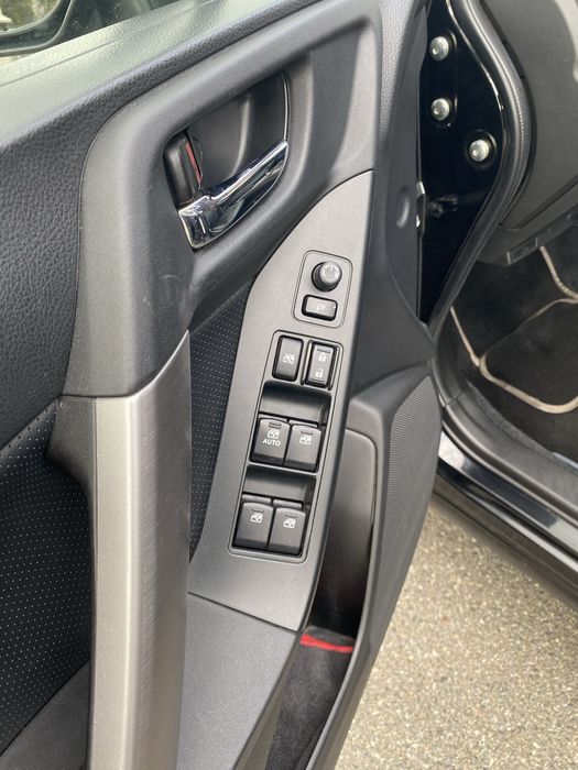 Субару Форестер 2013 Официал