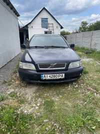 Продам автомобиль Volvo s40 1998год