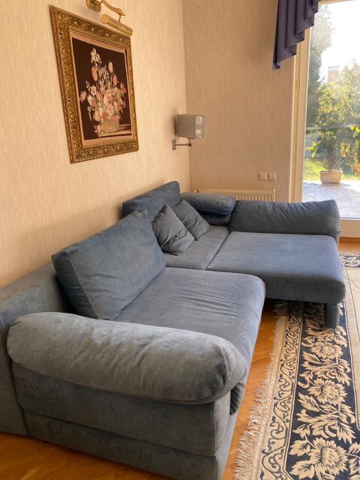 Трехместный раскладной диван