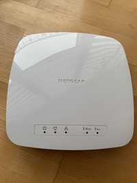 Точка доступу wi-fi Netgear WAC720