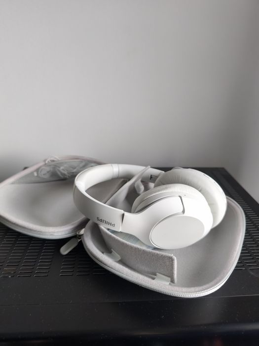 Słuchawki bezprzewodowe Philips TAH8506WT