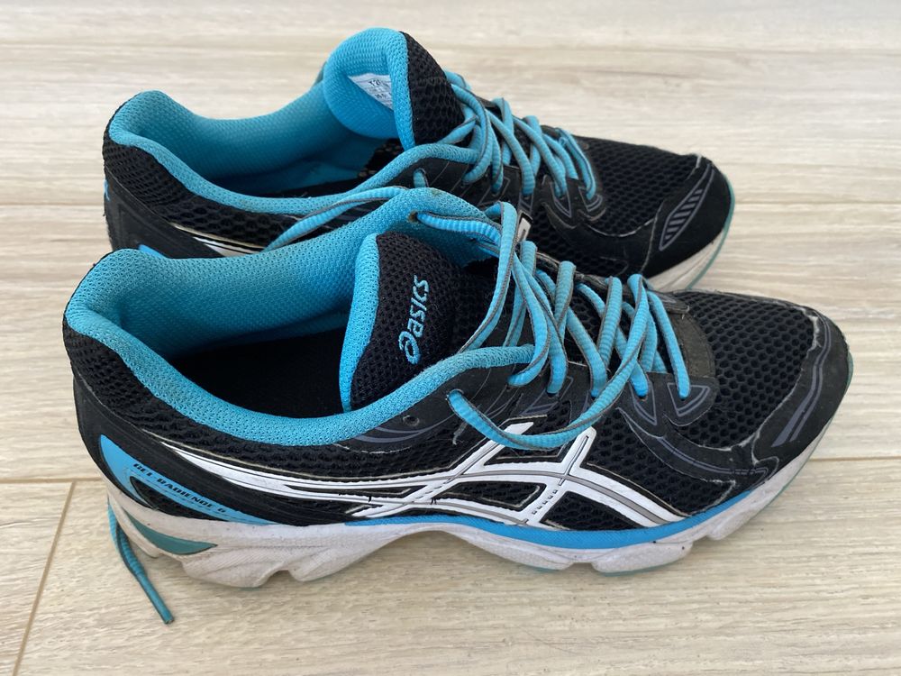 buty do biegania Asics roz 40