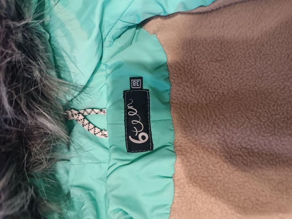 Зимова куртка для дівчинки