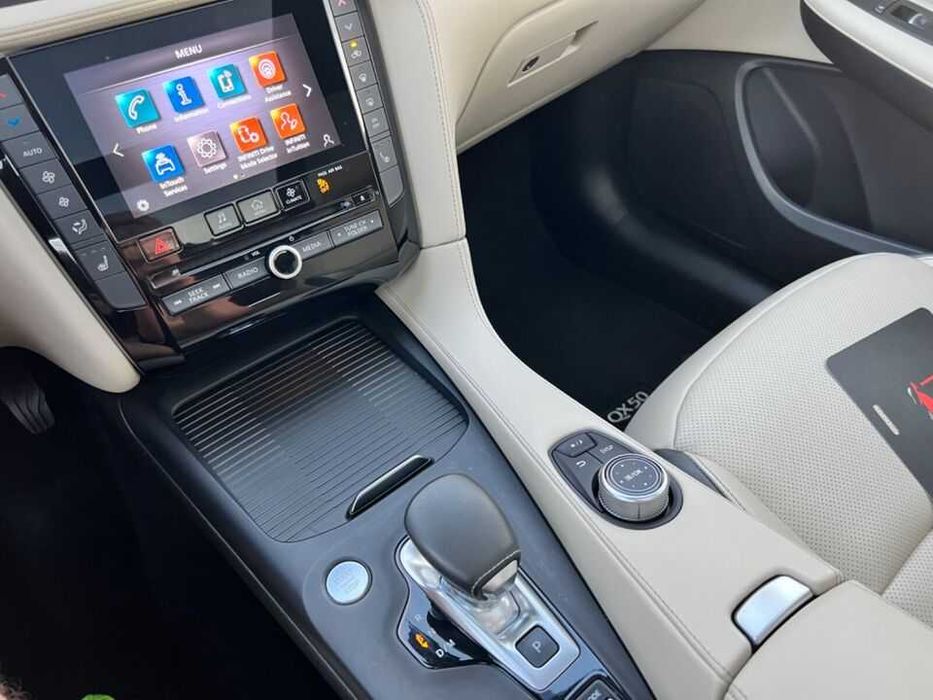 2022 Infiniti QX50 LUXE