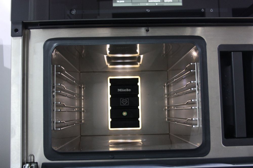Urządzenie do gotowania na parze do zabudowy MIELE  DG 6800