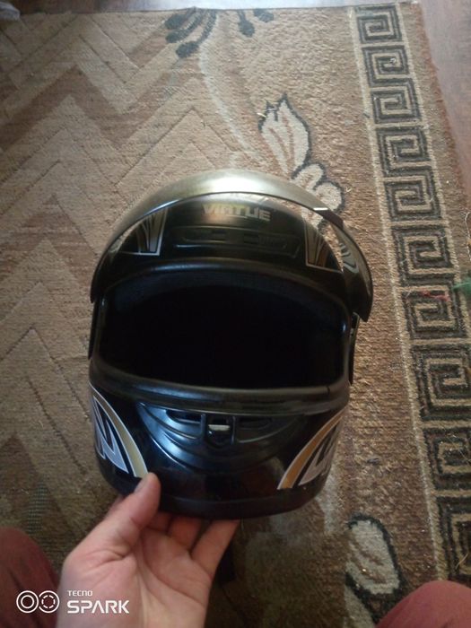 Продам шолом для мотика.