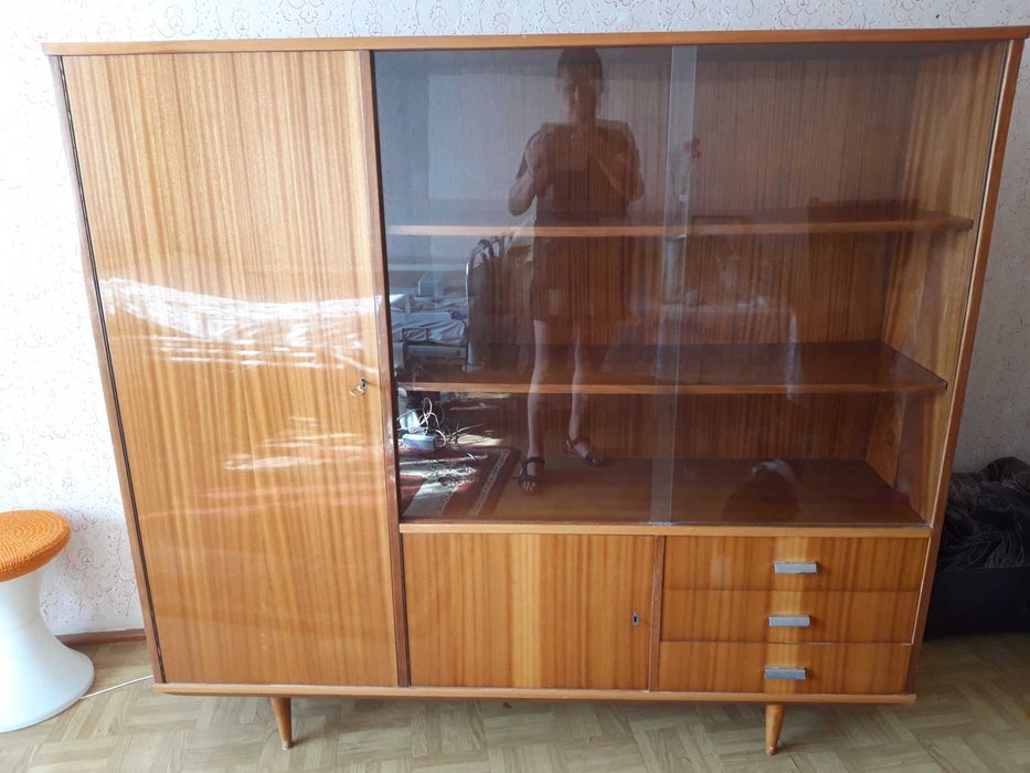 Biblioteczka PRL wysoki połysk
