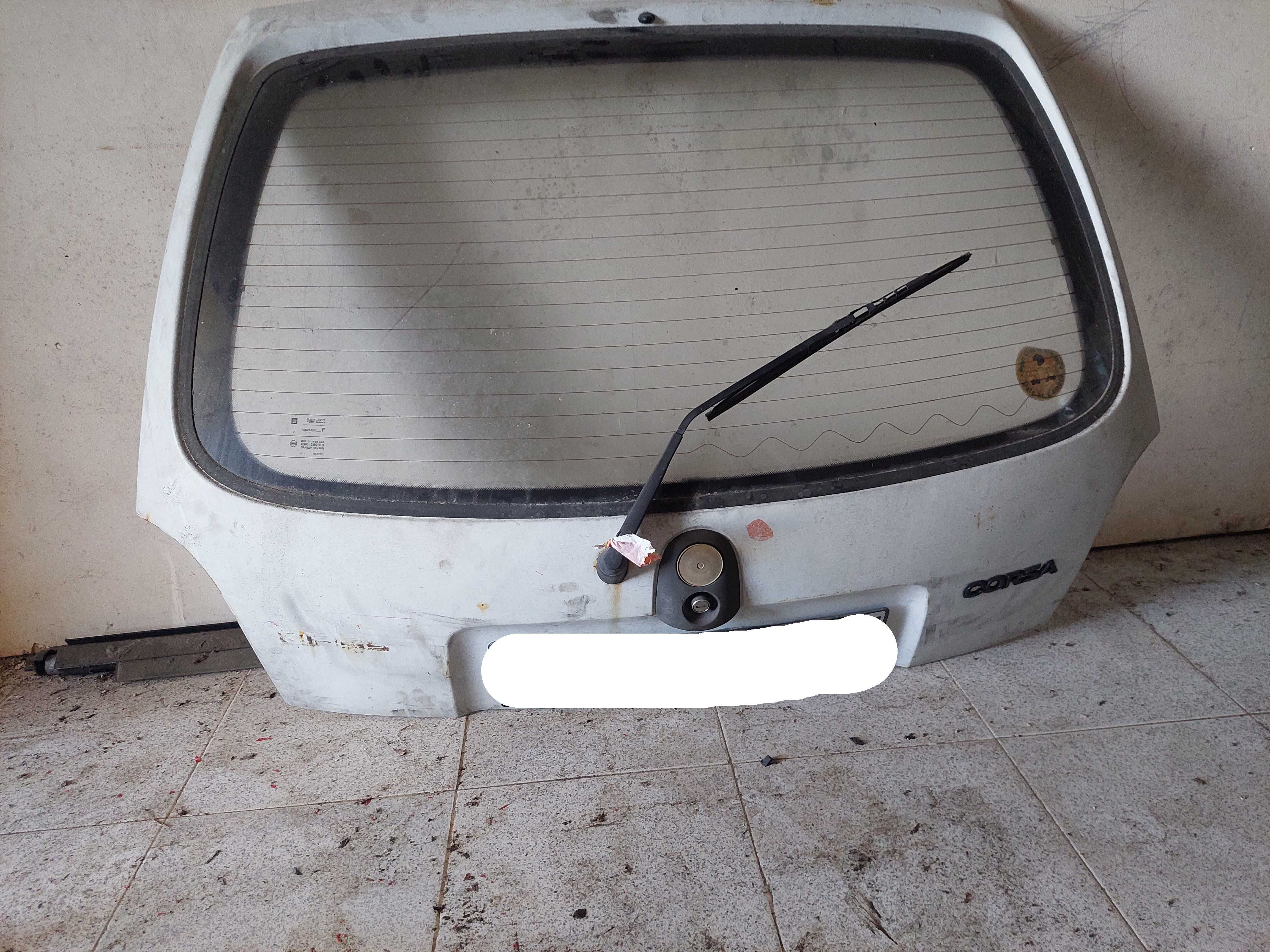 Portas e malas para vários carros