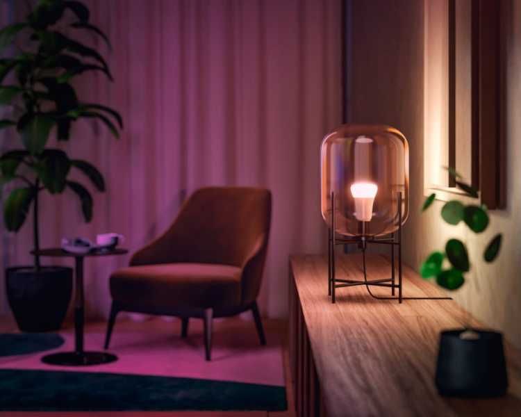 PHILIPS HUE Pack 4 Lâmpadas E27 White & Color