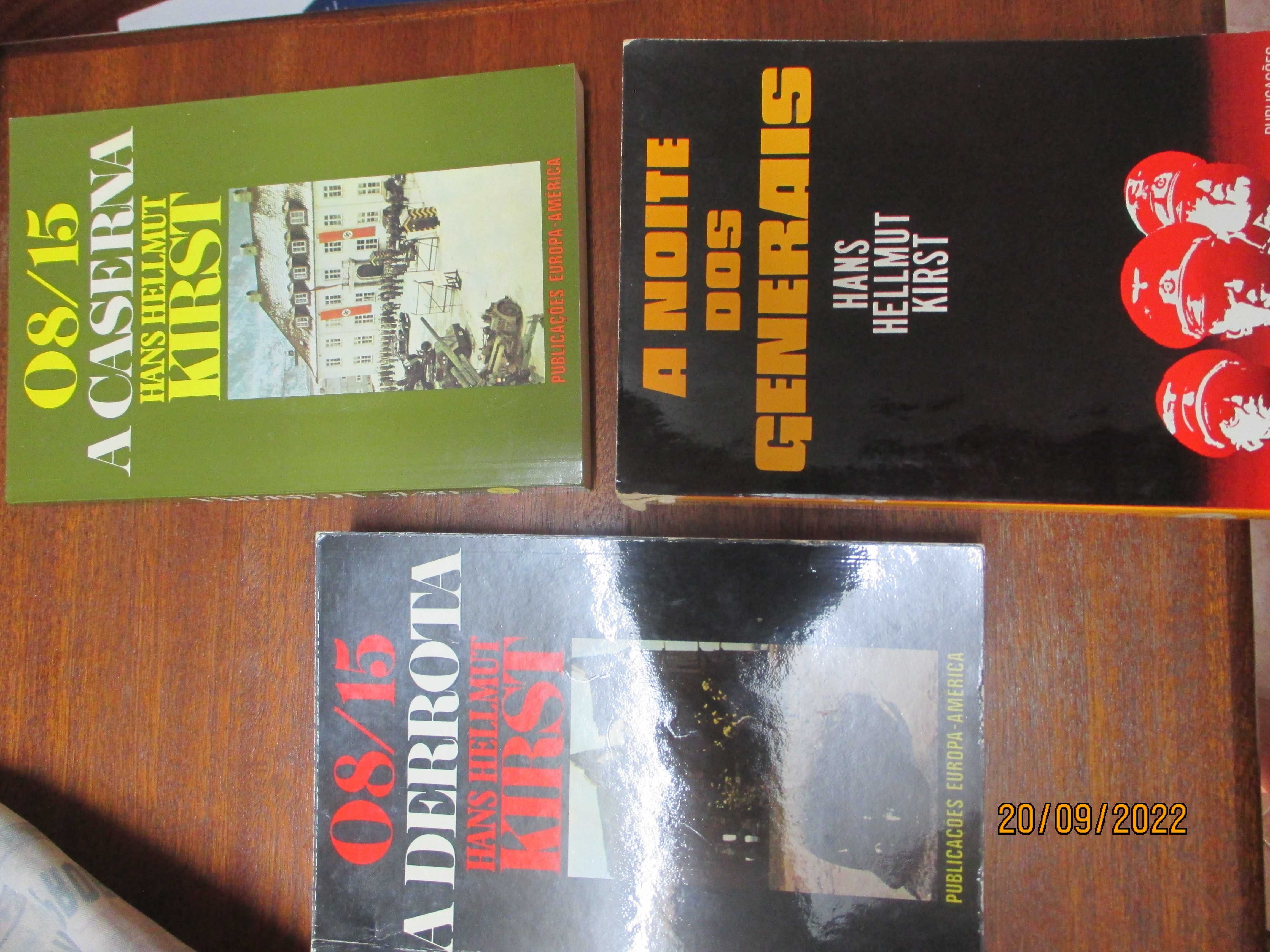 4 livros - 1 de Sven Hassel e 3 de Hans Hellmut Kirst