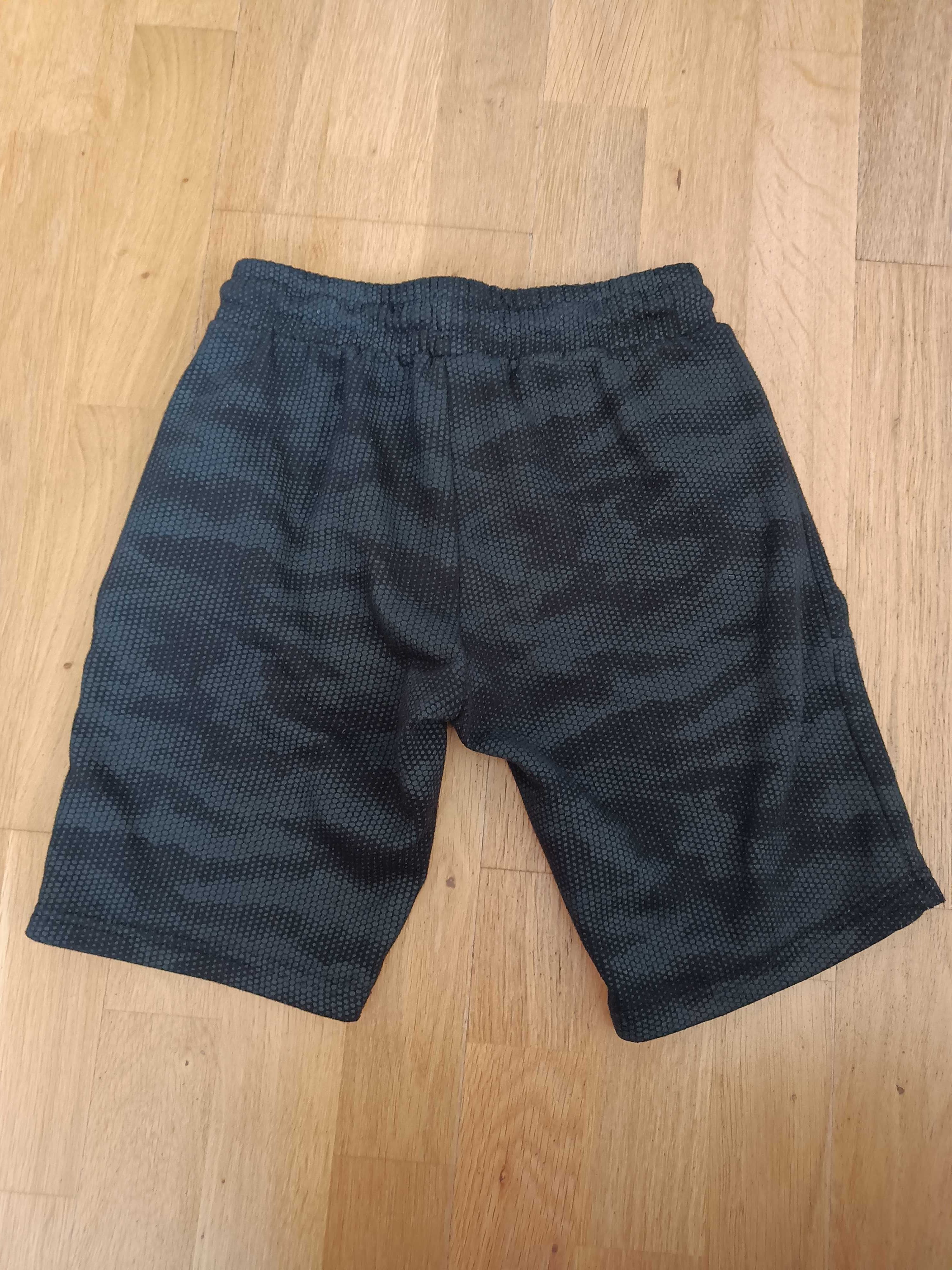 Spodenki chłopięce Primark rozm. 140