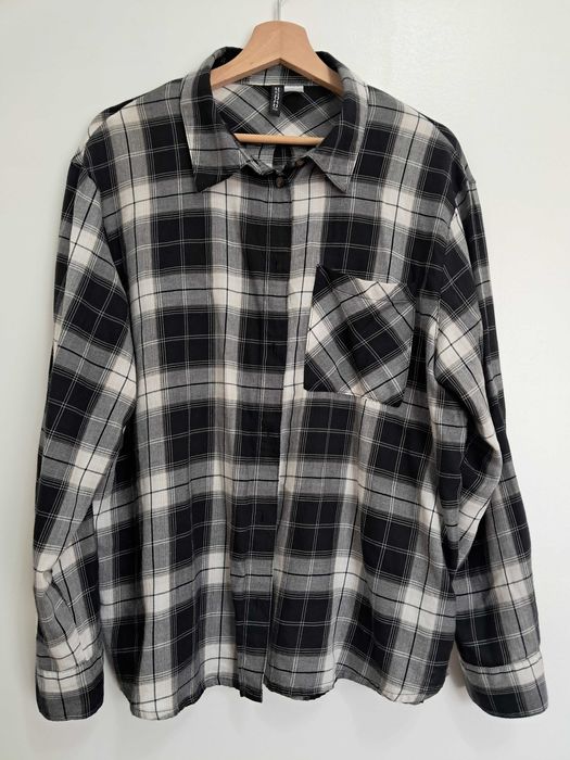 Camisa xadrez preto e branco H&M Tamanho M