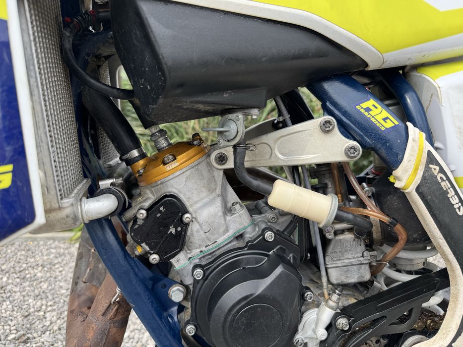 Husqvarna TC125 19r VHM, Doma