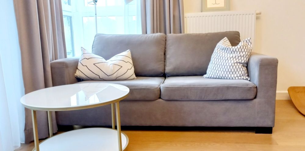 Wygodna sofa, kanapa Vox Noel z funkcją spania, rozkładana + stolik g