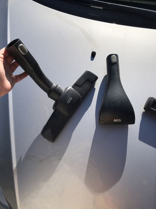 Escovas AEG originais para aspirador VX