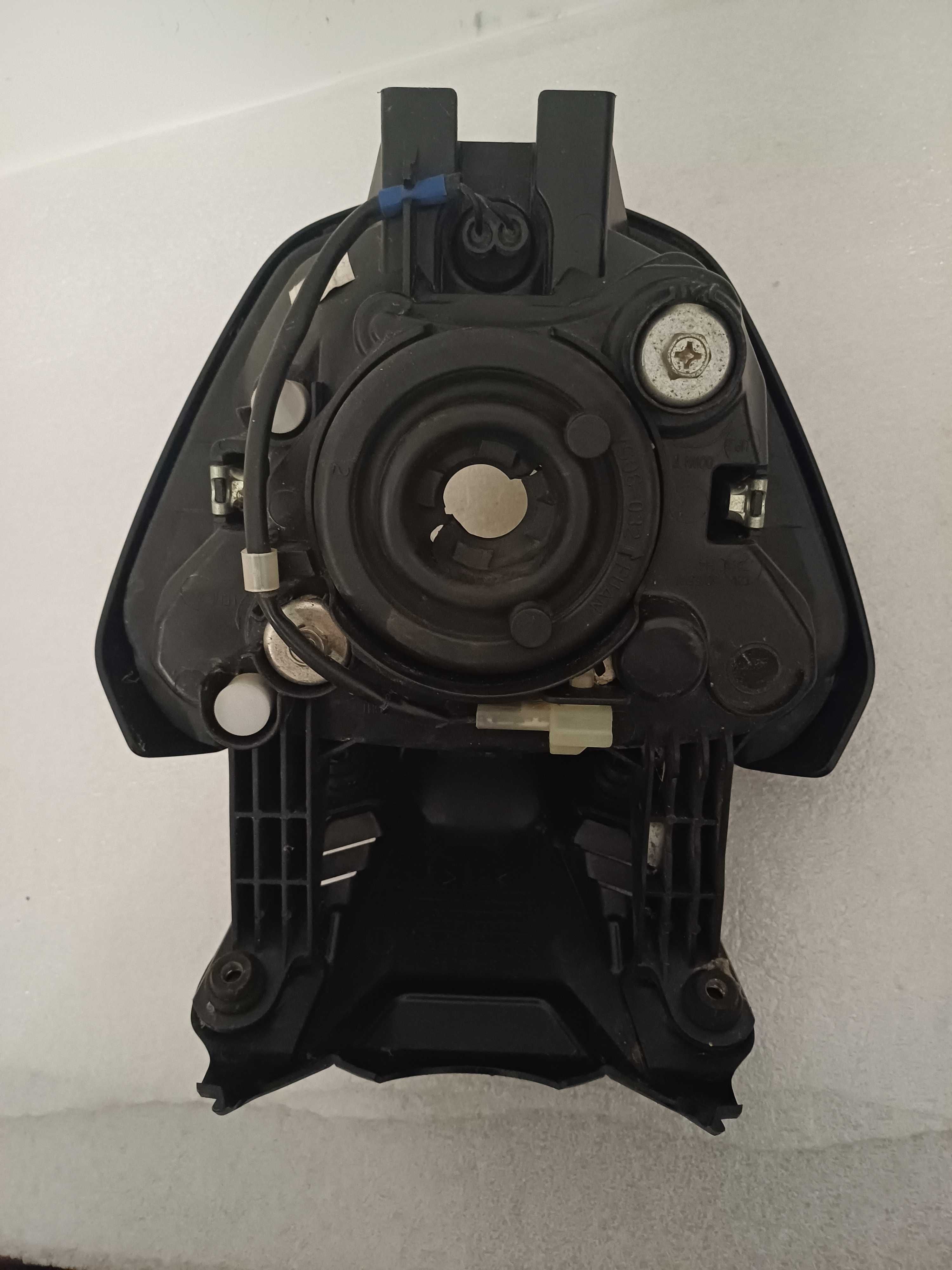 Reflektor Yamaha MT-07  lampa
