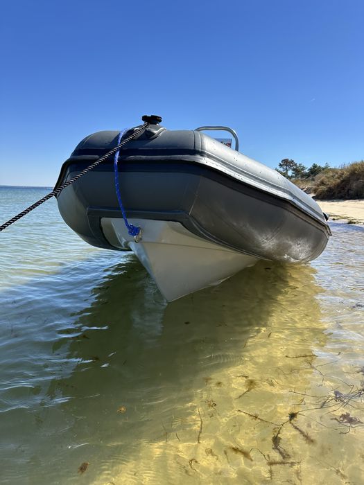 Semi rigido “flutuadores novos”