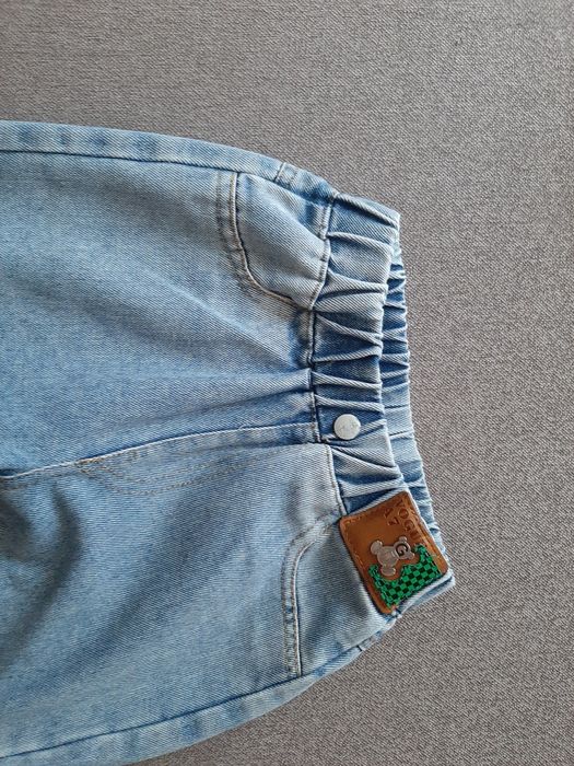 Джинси на дівчинку