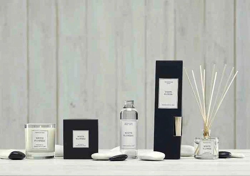Dyfuzor Santiago Reed 100ml. Flores Blancas / Cereria Molla