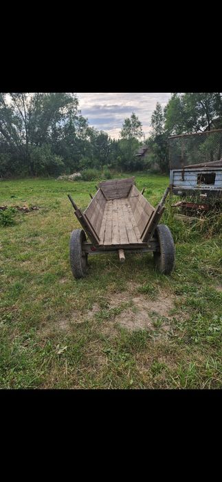 Wóz z dyszlem konny do ciągnika