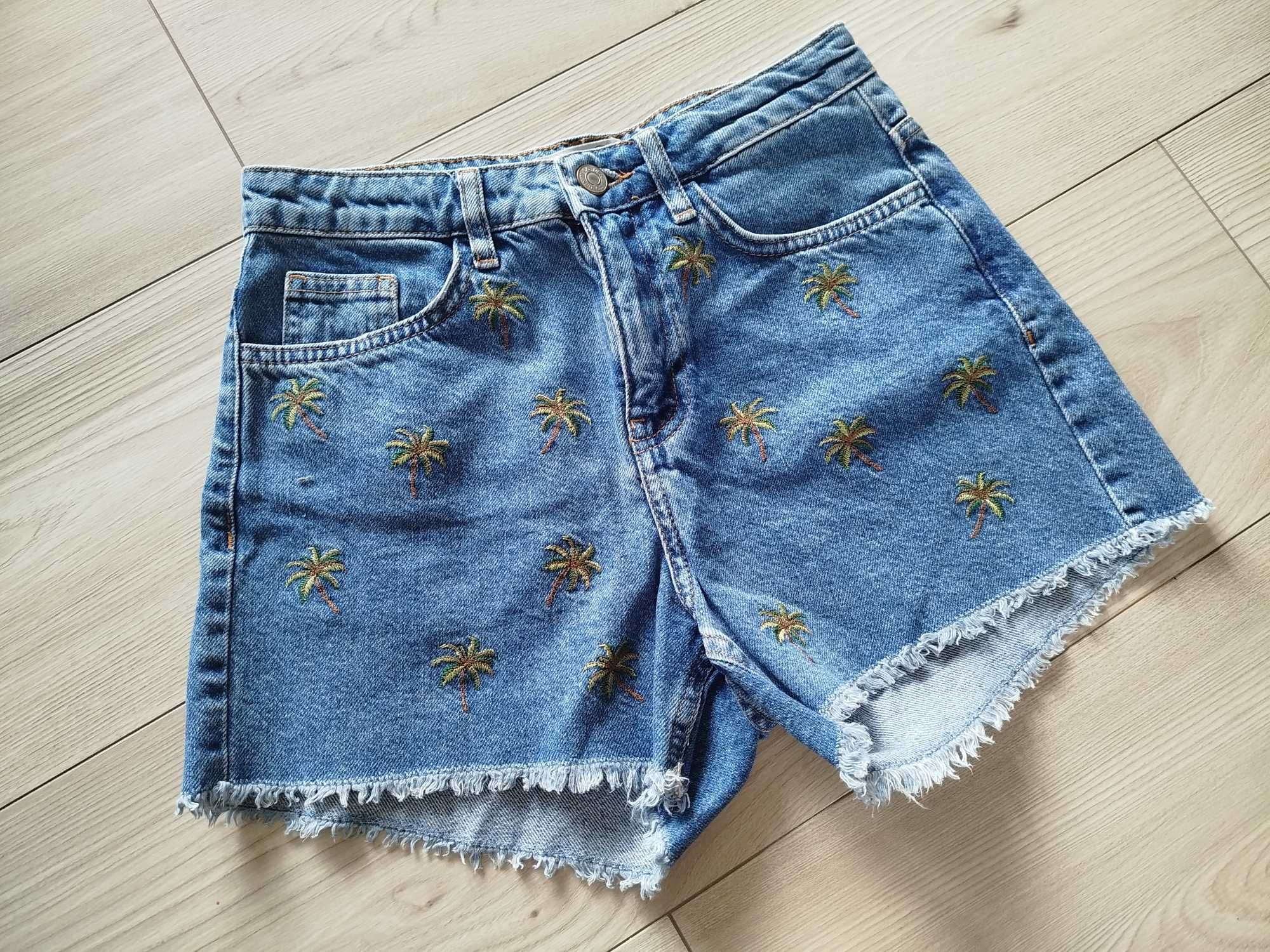 Spodenki damskie krótkie jeansowe używane, rozmiar 34 (XS)