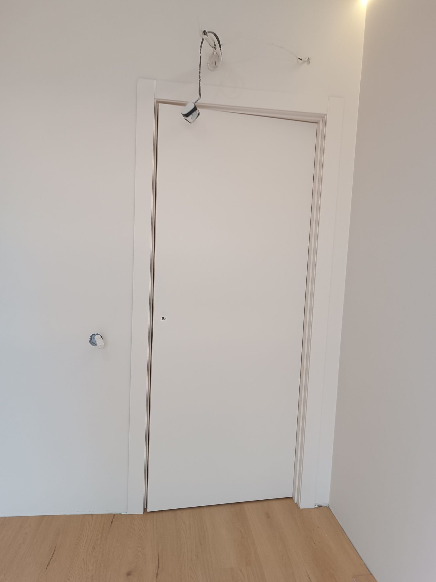 Монтаж межкомнатных дверей Установка Встановлення дверей демонтаж