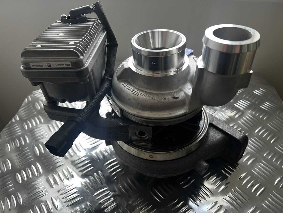 Turbosprężarka turbina turbo JCB 537-70 silnik 444/448 Borg Warner