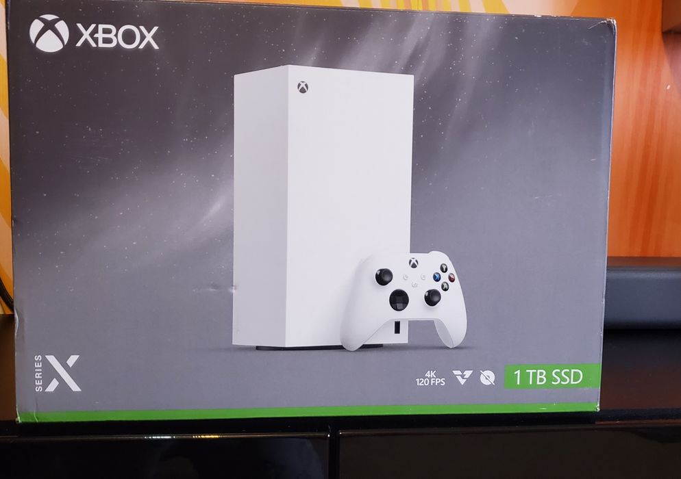 Продам Xbox series X white digital edition
