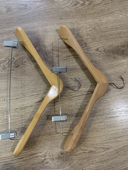 Вішалки, тремпель ( дерево, метал)