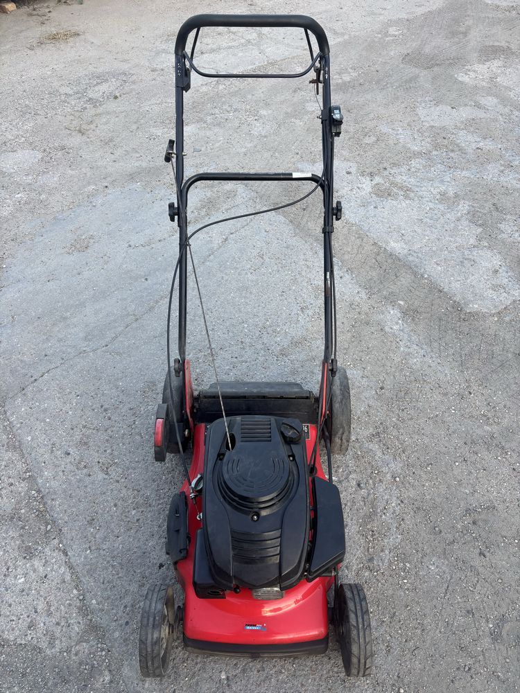 Kosiarka PowerTec Garden 4T z napędem